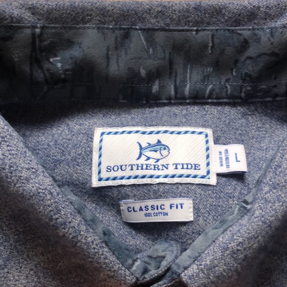 Southern Tide flannel long sleeve button down shirt - Picture 4 of 4